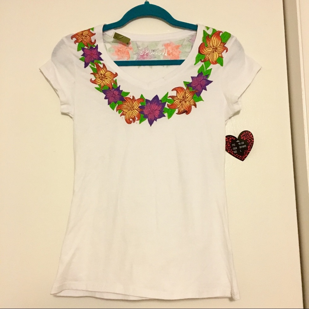 Beautiful Hand-painted Hawaiian-style lei flowers